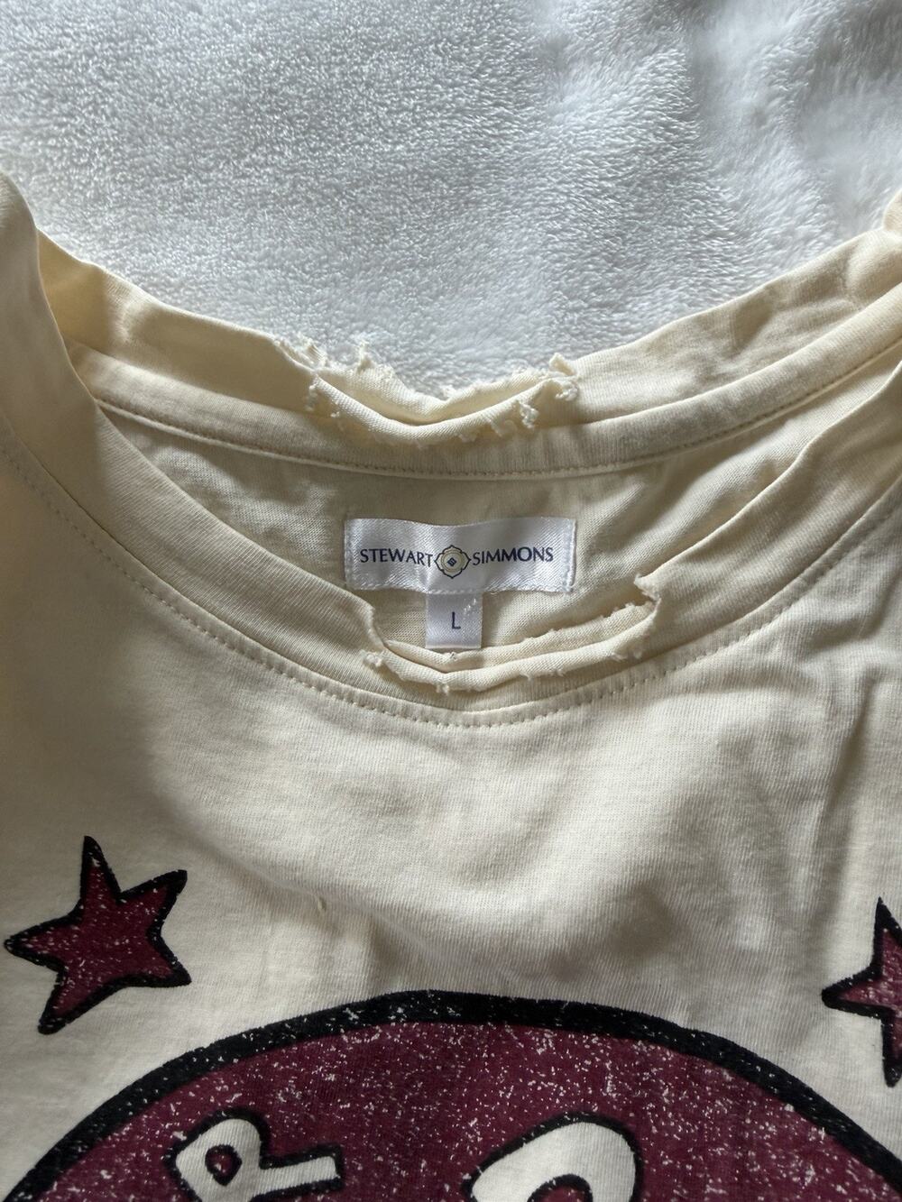 Stewart Simmons Women's Distressed FSU Fear The Spear T-Shirt Size Large